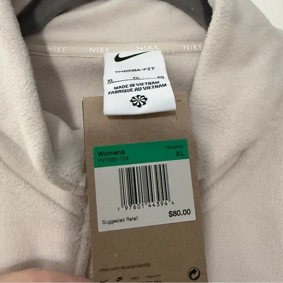 NWT Nike One
Women's Therma-FIT Oversized 1/2-Zip Fleece Top Light Orewood Brown - Picture 8 of 9